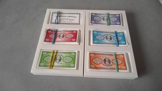 money organizer for monopoly board games