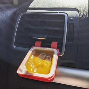 Dipping sauce vent clip
