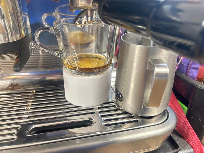Espresso coffee cup riser