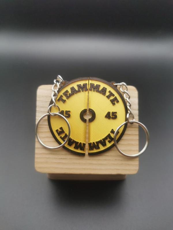 TEAMMATE crossfit key ring