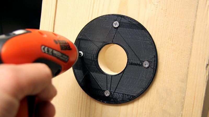 Bird house hole cover