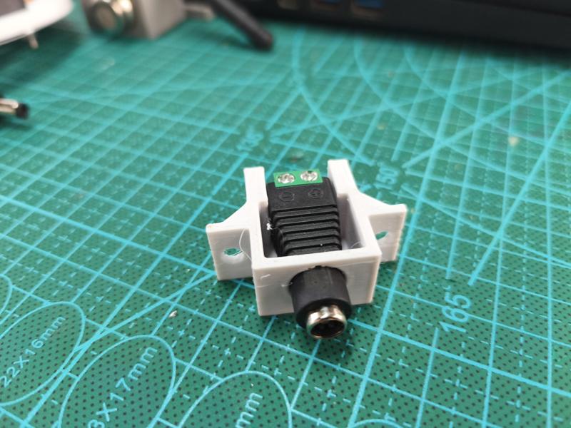 DC Power Female Connector Plug Jack Adapter Holder