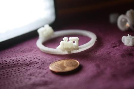 DailyEarring#73: Tiny sliding train ring 4cm
