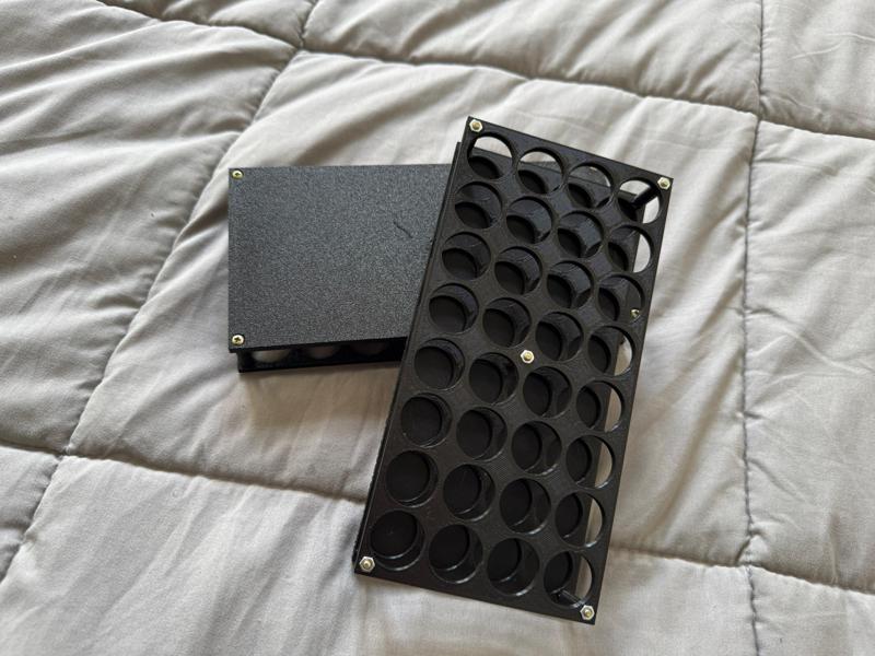 Large vaccine ampoule holder