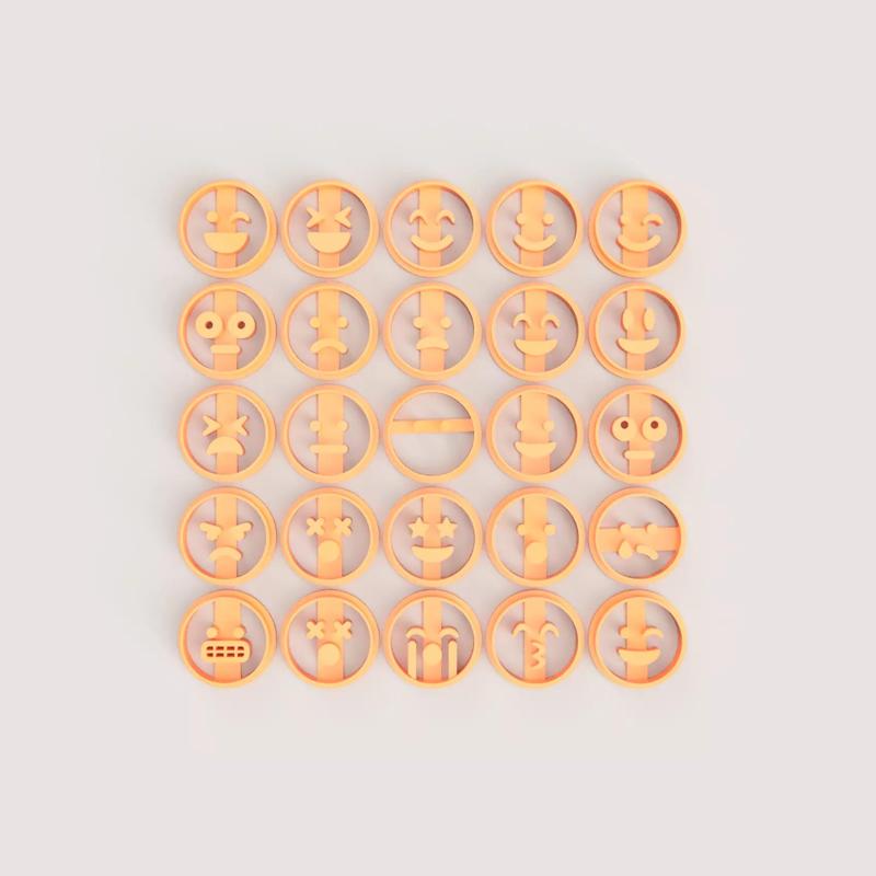EMOJI COOKIE CUTTER SET