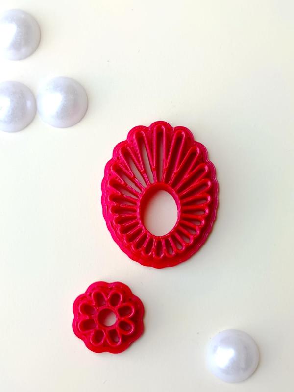 2 pcs earing2 V16  clay cutter