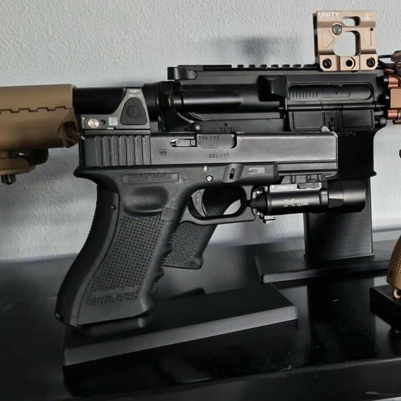 Airsoft Glock 17 Gen 4 Stand/Holder/Display