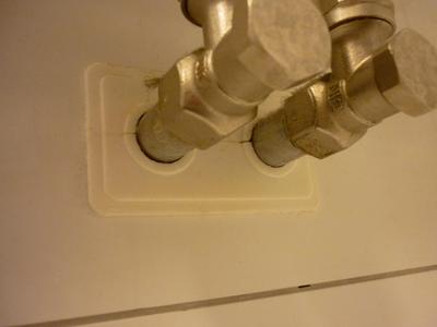 Bathroom radiator connection cover 50 mm hole spacing