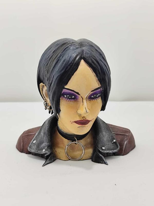 Nana Osaki bust action figure