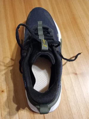 Footy: sneakers/shoes deodorant/Desiccant container