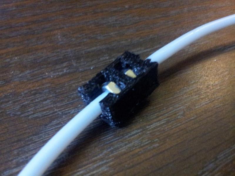 Bowden cable coupler