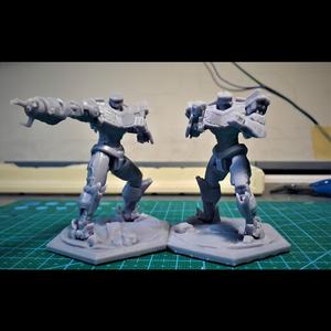 Atlas Destroyer board game miniatures