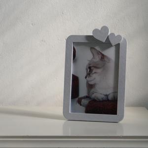 Desktop Photo Frame with Heart Details