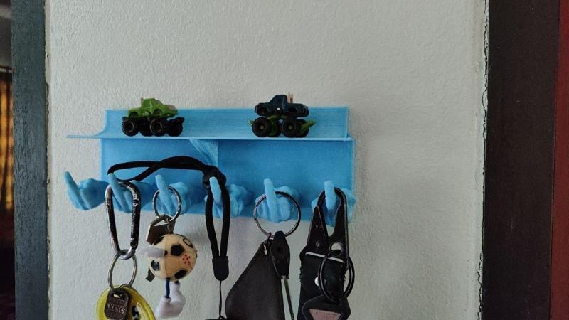 midle finger hook shelf