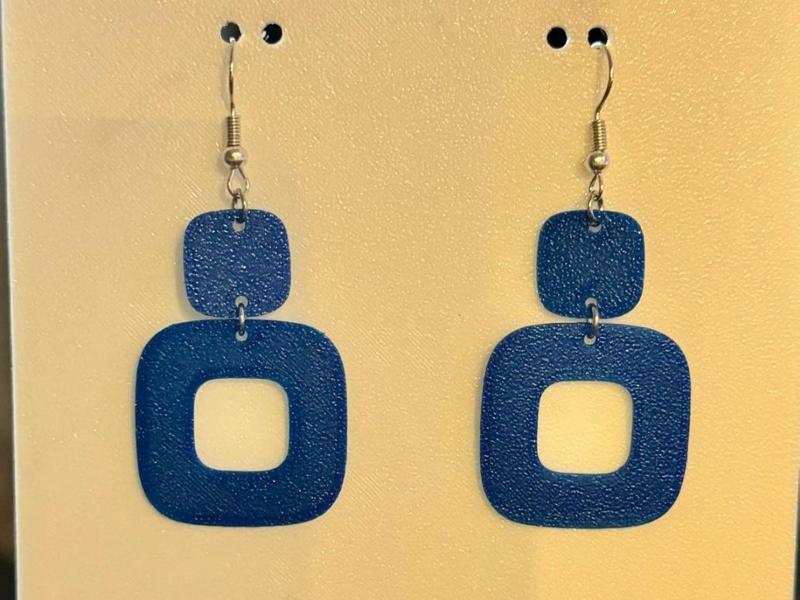 SQUARE EARRINGS