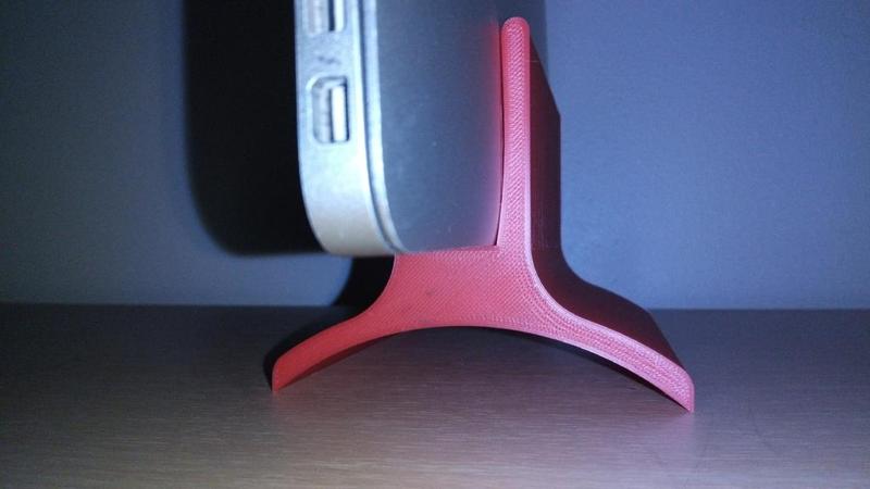 Macbook air holder