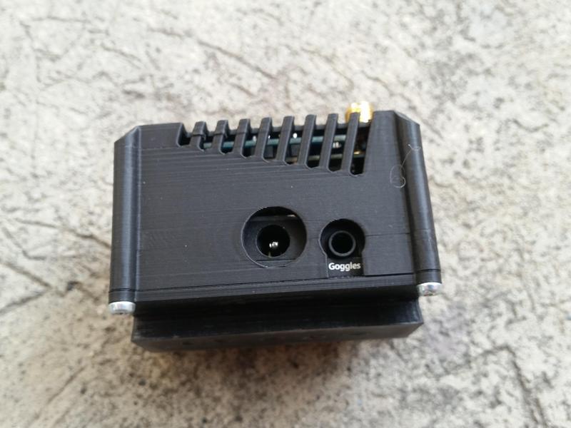 Mocowanie do Walksnail goggles X odbiornika analogowego 5.8GHz SpeedyBee