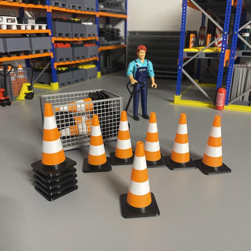 Ballasted traffic cone 1/14 RC trucks