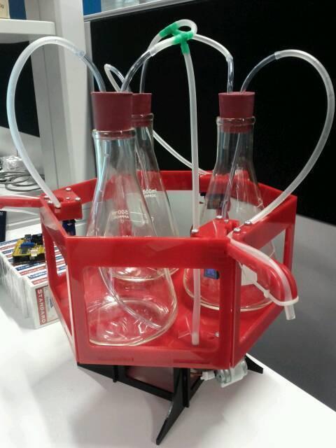 iZac's drink dispensing turntable