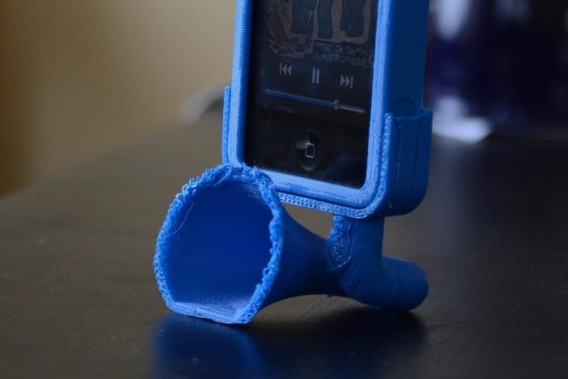 iPhone Gramophone