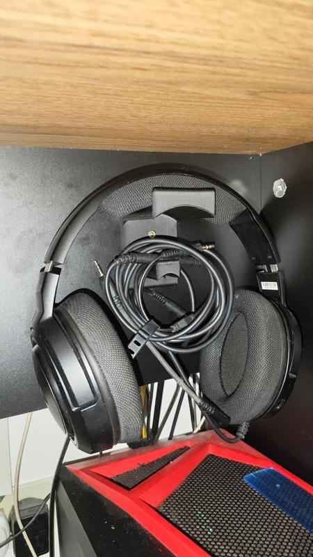 helmet/headset support