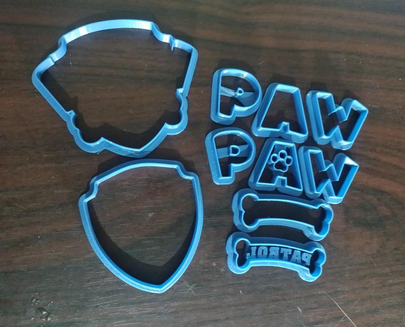 paw patrol shield cookie cutter