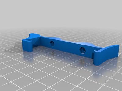 Clip to mount the rumba case on a mendelmax2