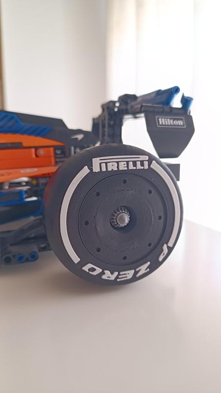 Tire Pirelli Mclaren F1 42141