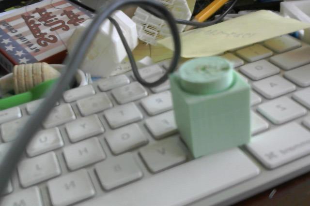 Spinny hinge print in place thingamajiggy