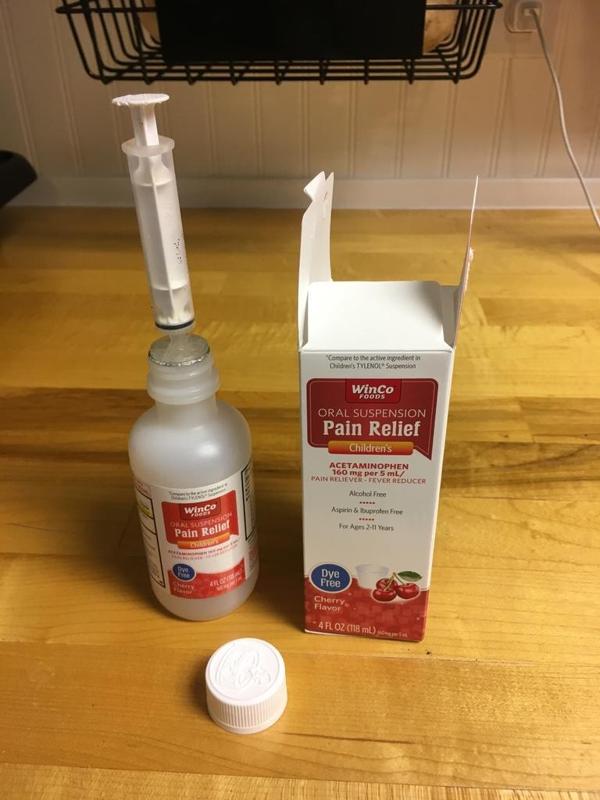 Winco Brand Children's Acetaminophen(Tylenol) Syringe Adapter