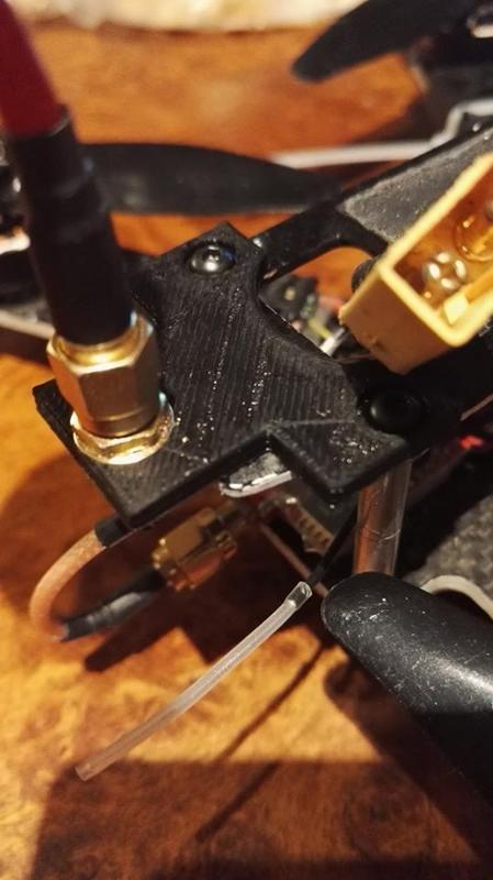 QAV210 fpv antenna mount