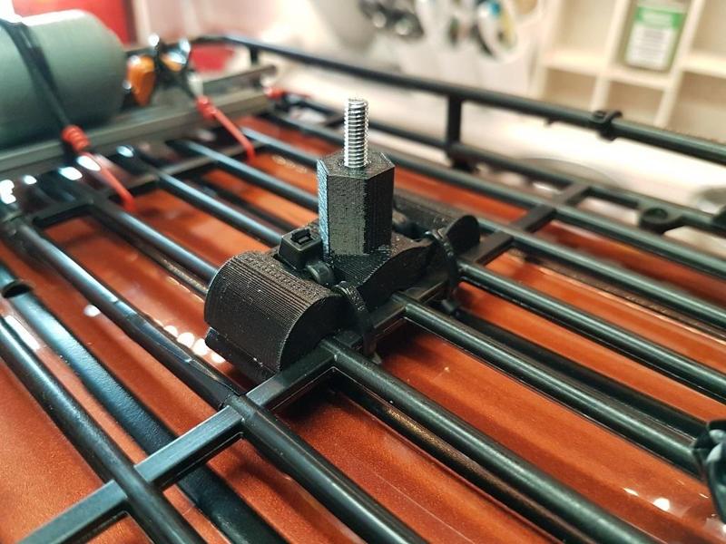 Axial SCX10 II Jeep Cherokee Roof Rack Spare Tire Mount