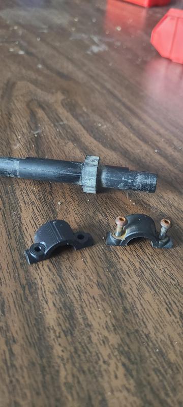 Losi SBR 2.0 - Rear Tire shaft Holder