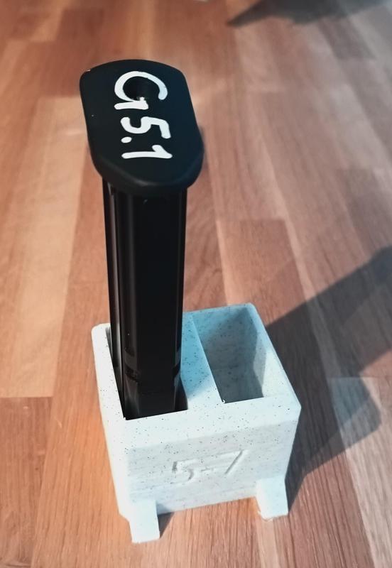 Airsoft Cybergun 5-7 GBB Mag-Rack