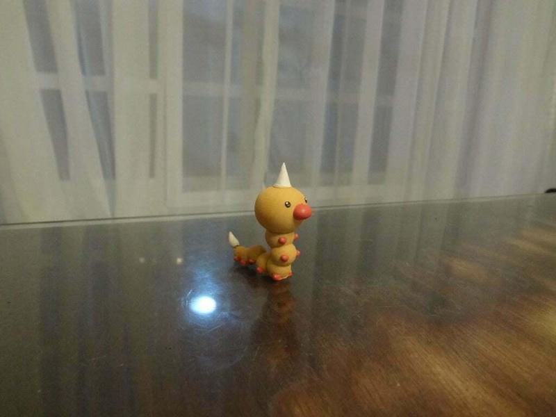 Weedle Pokemon EDLI3D