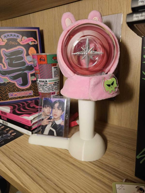 STRAY KIDS LIGHT STICK HOLDER