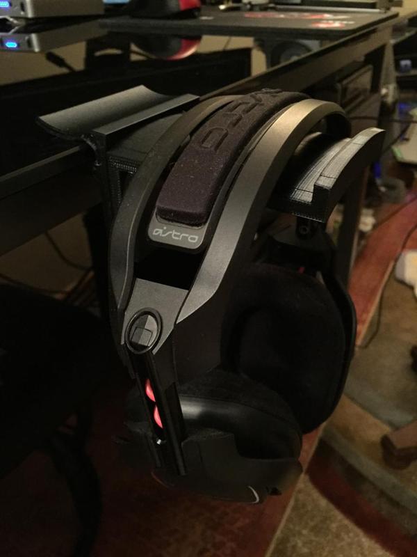 Head Phone Clip System