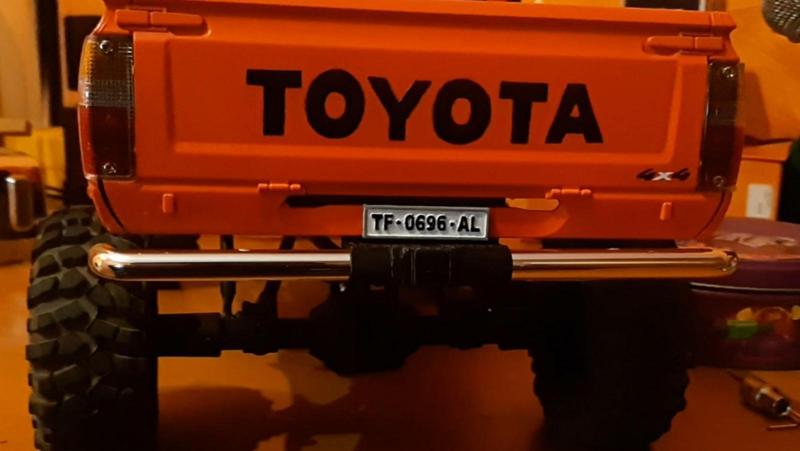 Bumper and trailer hitch support for axial scx10