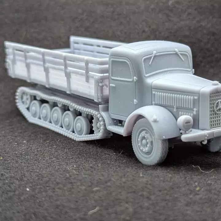 Mercedes-Benz L4500R Maultier