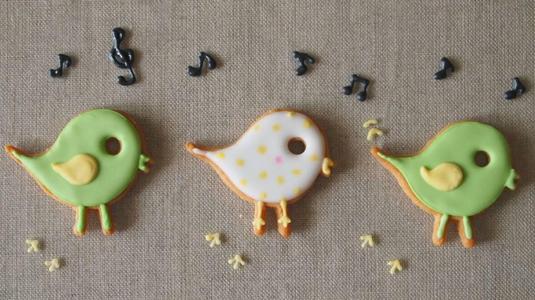 Tetoteto-chan (Cookie cutter in the shape of small bird.)