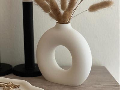 Hollow Circle Vase, Loop Vase