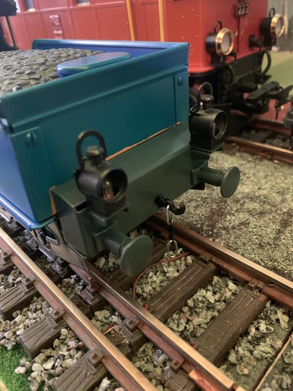 Märklin track 1 / MAXI screw coupling