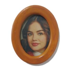 Photo frame oval 30x40 with magnet or folding leg
