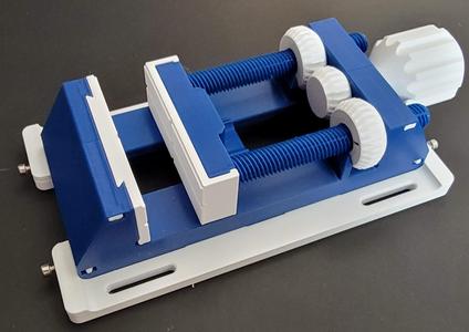 Vise with bench attachment
