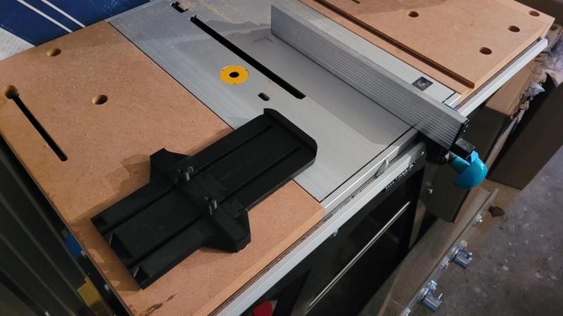 Guide pour table de sciage Wolfcraft