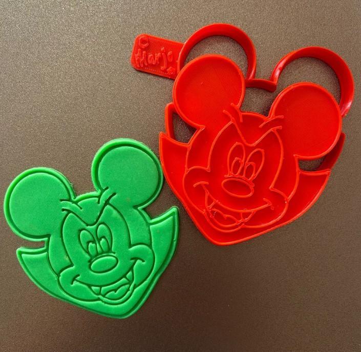 COOKIE CUTTER - MICKEY VAMPIRE / CORTADOR DE GALLETA