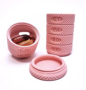 Stackable pill box CZ