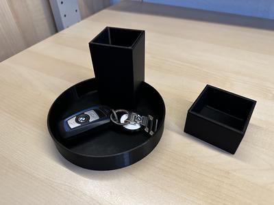 RFID car key signal blocker catch-all tray