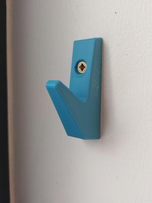 Sturdy coat/wall hook