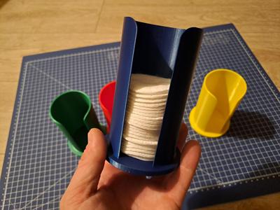 Stojánek na odličovací vatové tampony (cotton pads holder)